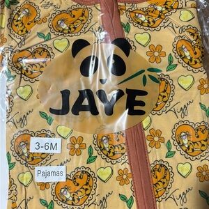 BAMBOO Kids Pajama Set - Yellow Tiger Hearts